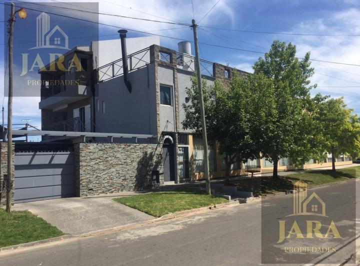 Departamento · 250m² · 5 Ambientes · 5 Cocheras