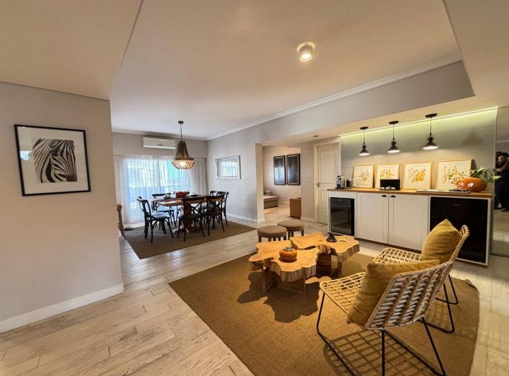 Departamento · 300m² · 7 Ambientes · 2 Cocheras