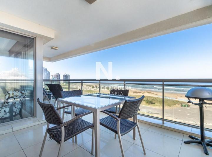 Departamento · 230m² · 5 Ambientes · 1 Cochera