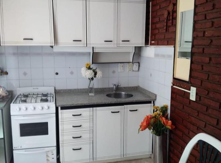 Departamento · 200m² · 2 Ambientes · 1 Cochera