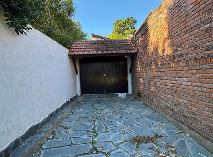 Departamento · 128m² · 7 Ambientes · 1 Cochera