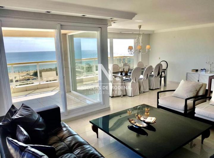Departamento · 224m² · 5 Ambientes · 1 Cochera