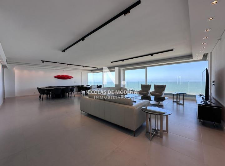 Departamento · 435m² · 6 Ambientes · 1 Cochera