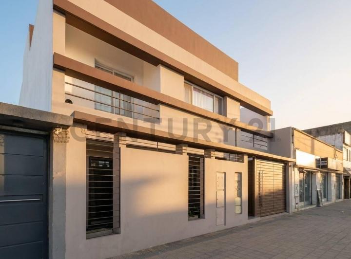 Departamento · 218m² · 7 Ambientes · 6 Cocheras