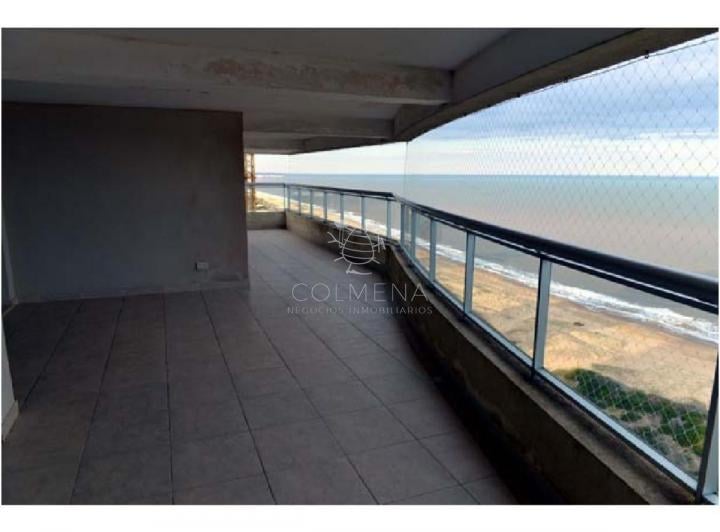 Departamento · 566m² · 5 Ambientes · 1 Cochera