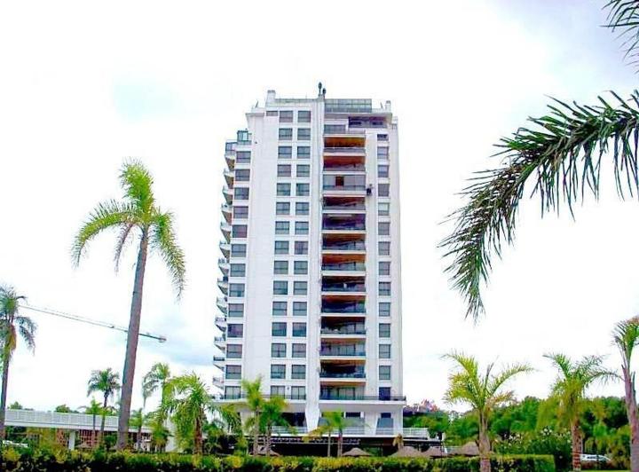 Departamento · 213m² · 5 Ambientes · 2 Cocheras