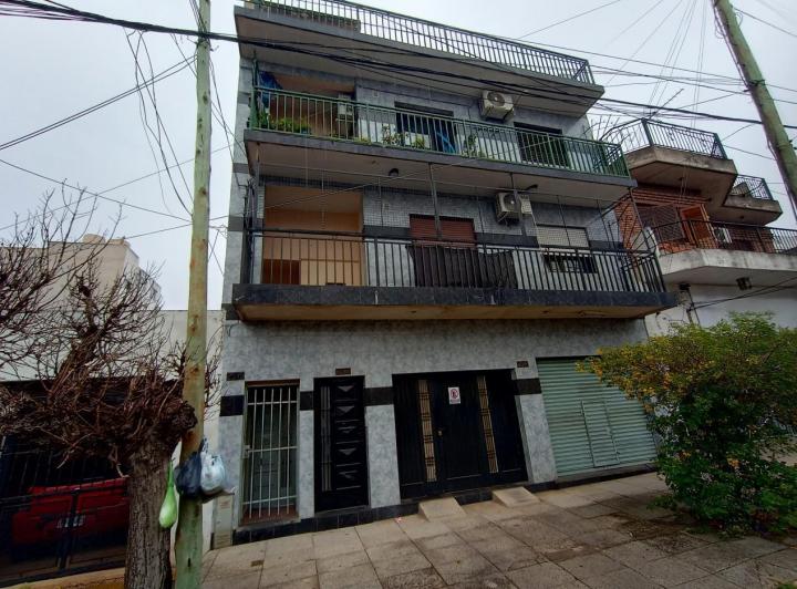 Departamento · 300m² · 12 Ambientes · 1 Cochera