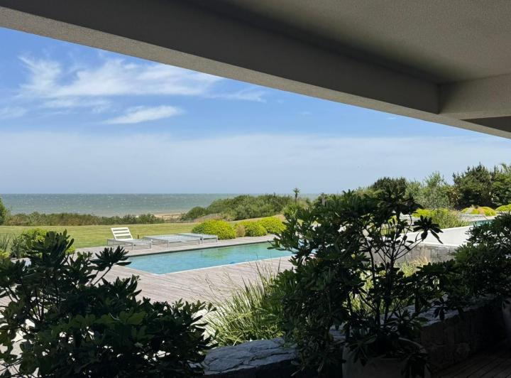 Departamento · 253m² · 5 Ambientes · 2 Cocheras