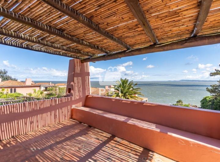 Departamento · 238m² · 5 Ambientes · 1 Cochera