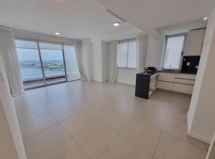 Departamento · 111m² · 5 Ambientes · 1 Cochera