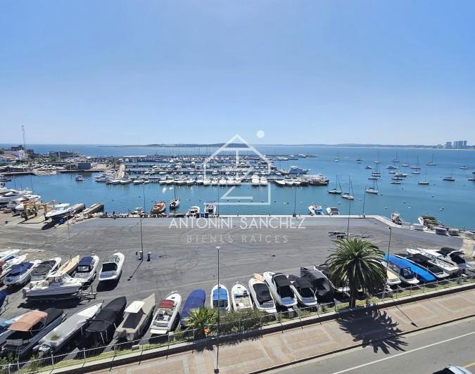 Departamento · 173m² · 6 Ambientes · 1 Cochera