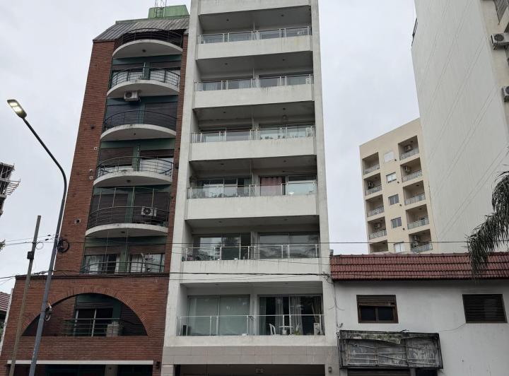 Departamento · 186m² · 6 Ambientes · 2 Cocheras