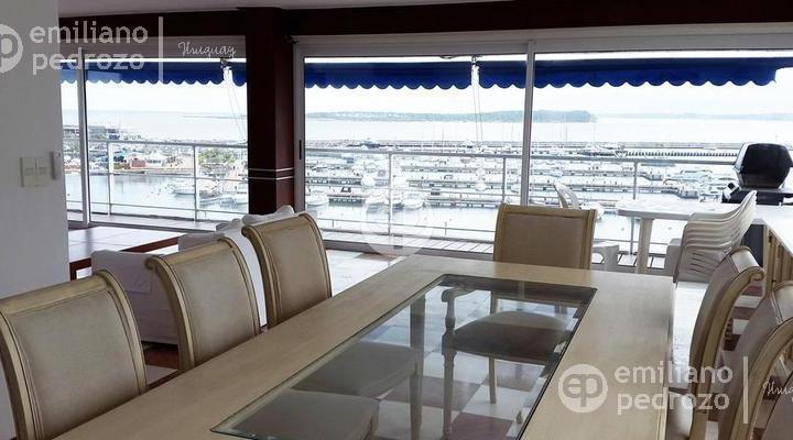 Departamento · 227m² · 7 Ambientes · 1 Cochera