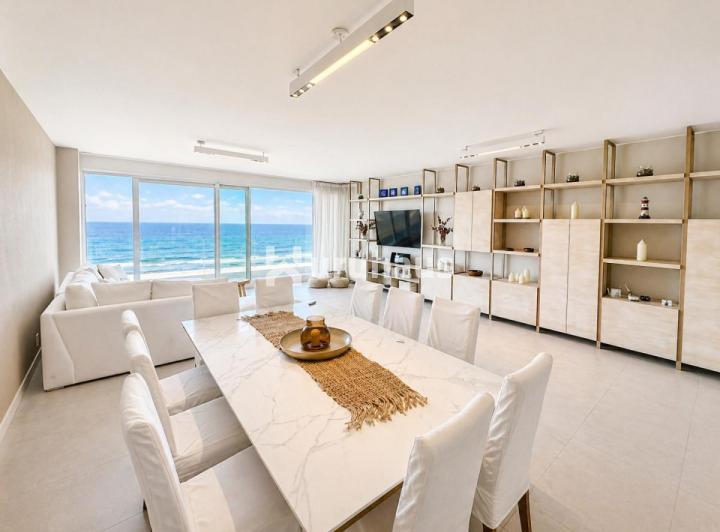 Departamento · 201m² · 5 Ambientes · 1 Cochera