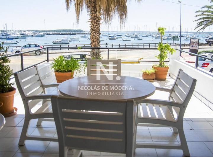 Departamento · 400m² · 5 Ambientes · 1 Cochera