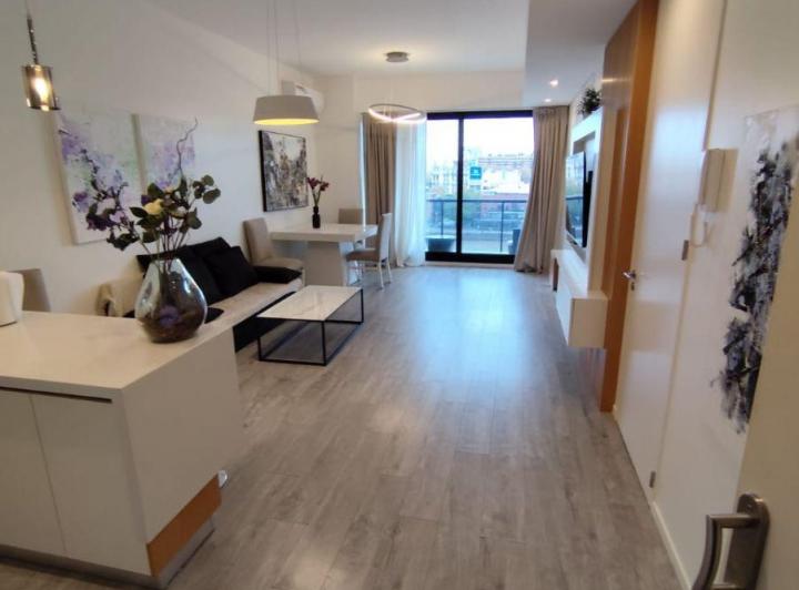 Departamento · 56m² · 2 Ambientes · 1 Cochera