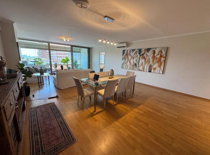 Departamento · 250m² · 5 Ambientes · 2 Cocheras