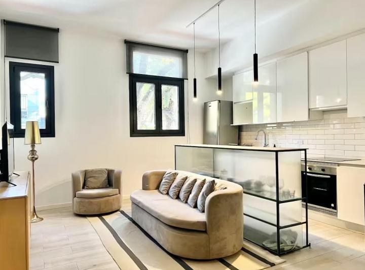 Departamento · 60m² · 2 Ambientes · 1 Cochera