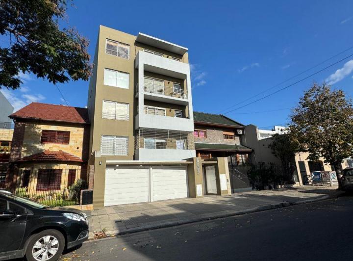 Departamento · 50m² · 2 Ambientes · 1 Cochera