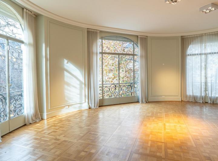 Departamento · 672m² · 10 Ambientes · 2 Cocheras