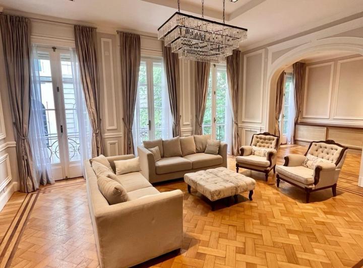 Departamento · 255m² · 7 Ambientes