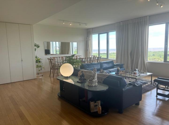 Departamento · 130m² · 3 Ambientes · 1 Cochera