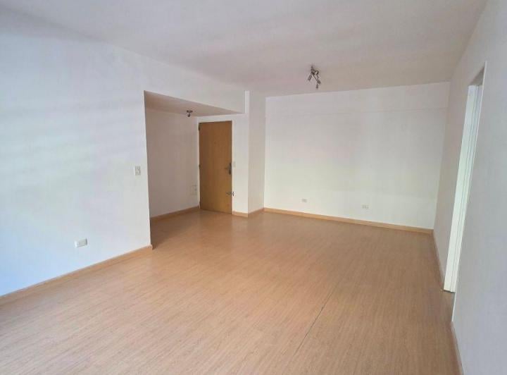 Departamento · 75m² · 3 Ambientes · 1 Cochera