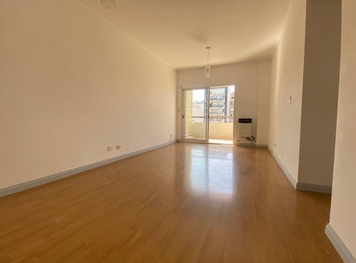 Departamento · 77m² · 3 Ambientes · 1 Cochera
