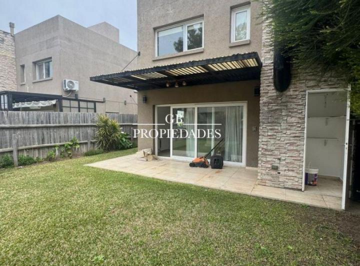 Departamento · 130m² · 4 Ambientes · 1 Cochera