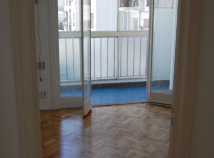 Departamento · 80m² · 4 Ambientes · 1 Cochera