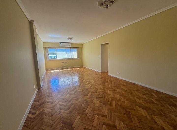 Departamento · 100m² · 3 Ambientes · 1 Cochera