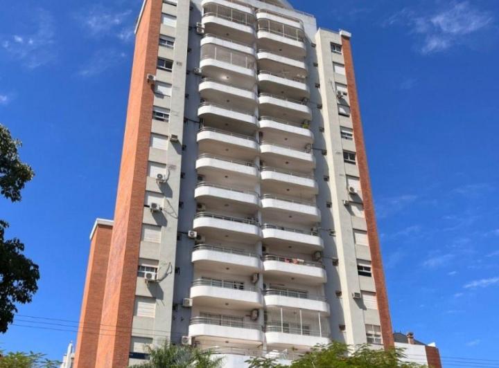 Departamento · 76m² · 4 Ambientes · 2 Cocheras