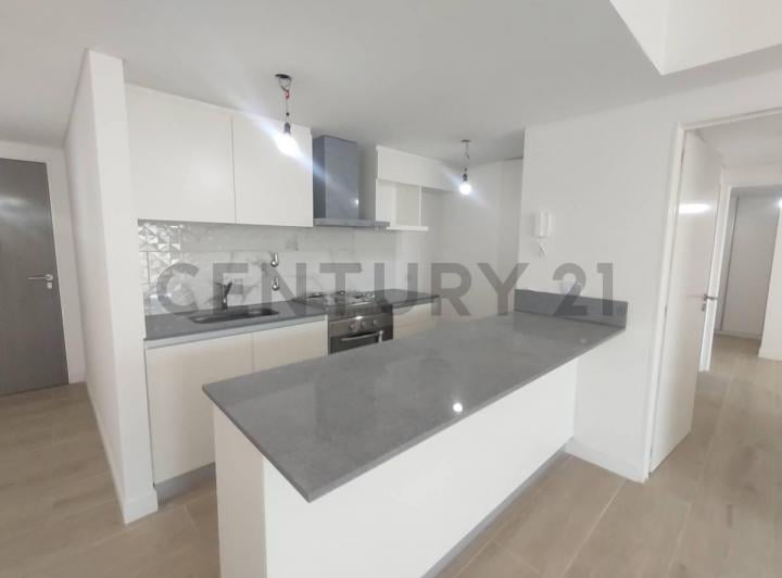 Departamento · 70m² · 3 Ambientes · 1 Cochera