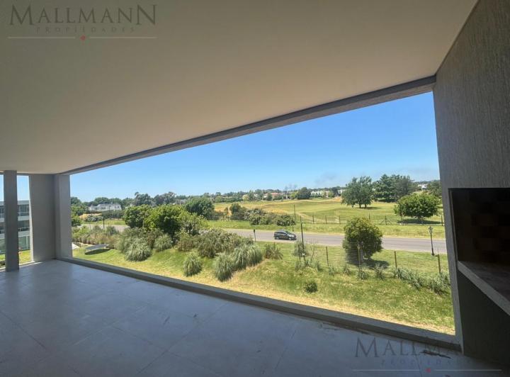 Departamento · 106m² · 4 Ambientes · 2 Cocheras