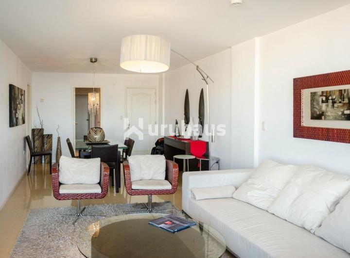 Departamento · 160m² · 4 Ambientes · 1 Cochera