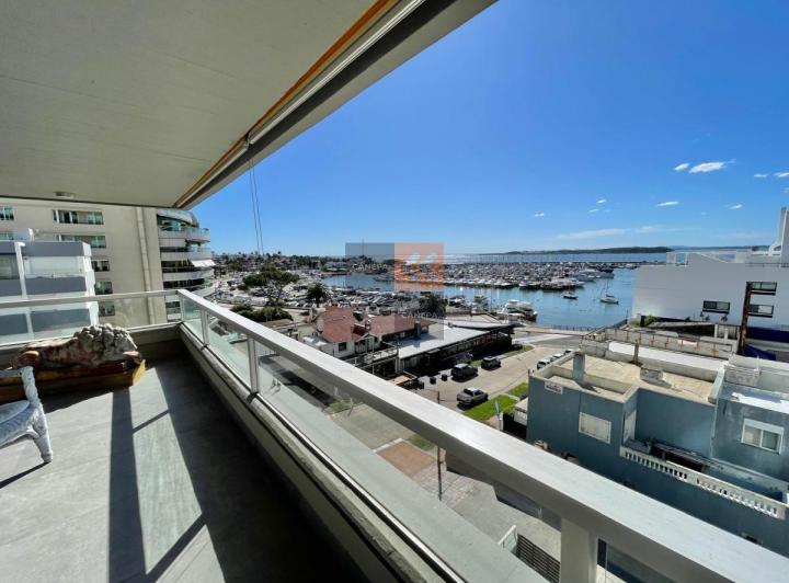 Departamento · 200m² · 4 Ambientes · 1 Cochera
