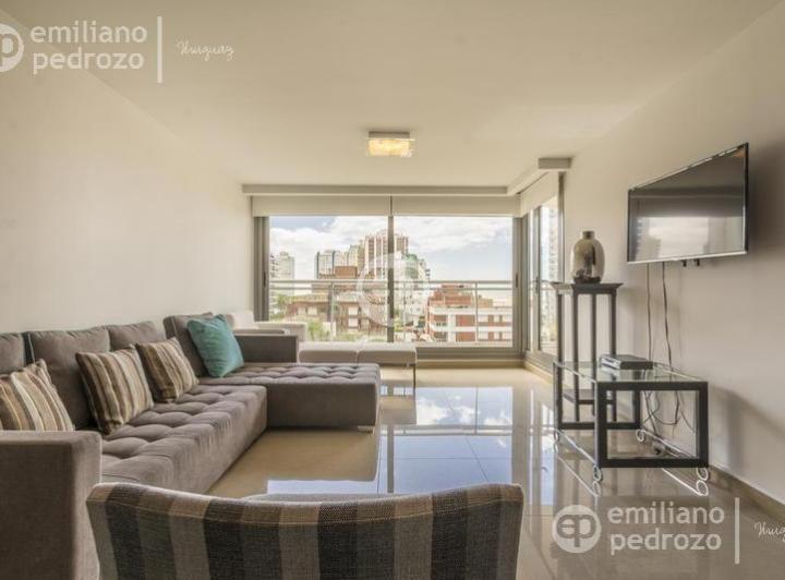 Departamento · 112m² · 4 Ambientes · 1 Cochera