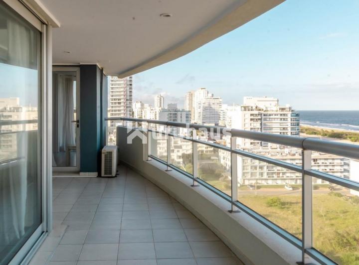 Departamento · 140m² · 4 Ambientes · 1 Cochera