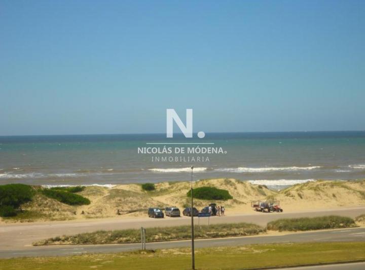 Departamento · 180m² · 4 Ambientes · 1 Cochera