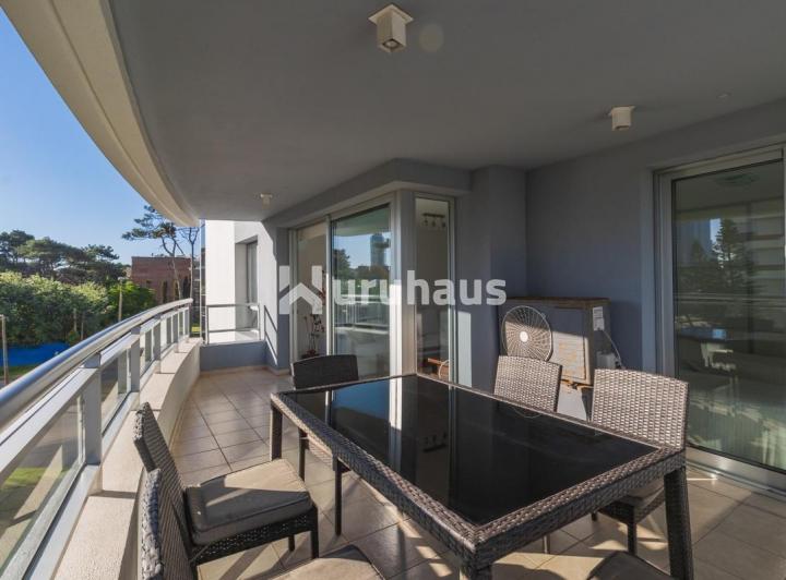 Departamento · 76m² · 4 Ambientes · 1 Cochera