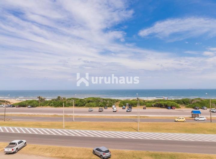 Departamento · 130m² · 4 Ambientes · 1 Cochera