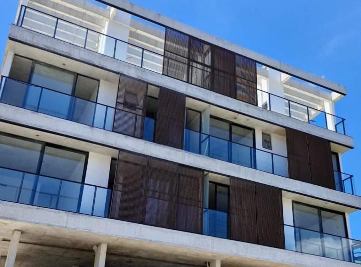 Departamento · 83m² · 5 Ambientes · 1 Cochera