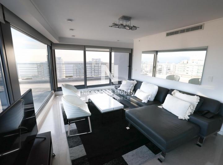 Departamento · 400m² · 4 Ambientes · 1 Cochera