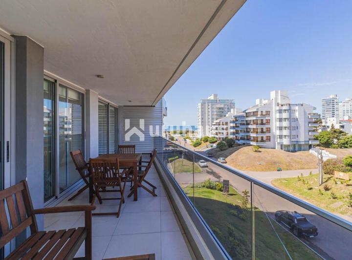Departamento · 100m² · 4 Ambientes · 1 Cochera