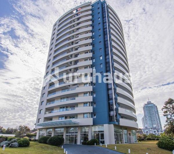 Departamento · 165m² · 5 Ambientes · 1 Cochera