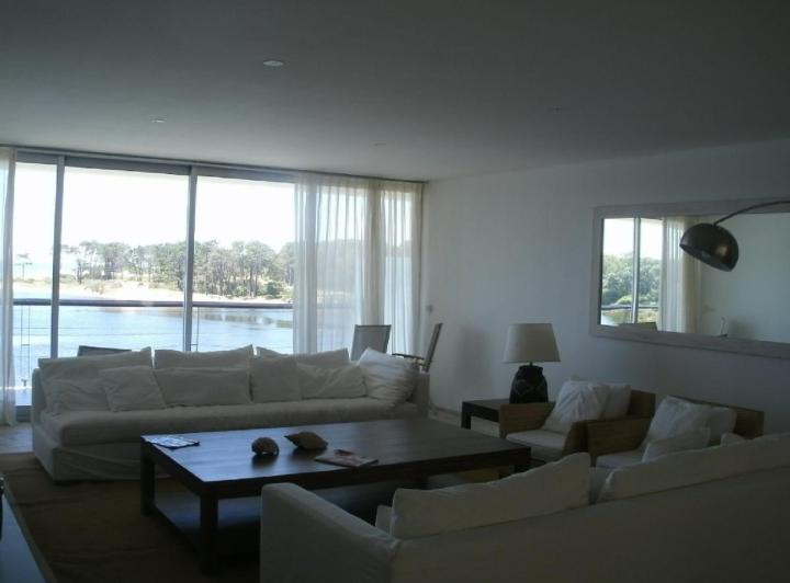 Departamento · 277m² · 5 Ambientes · 1 Cochera