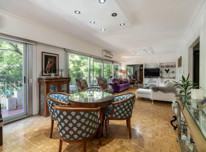 Departamento · 200m² · 5 Ambientes · 1 Cochera