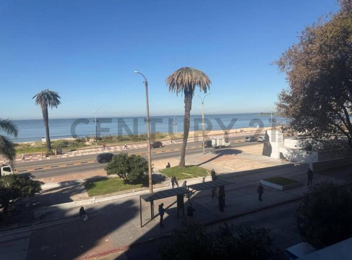 Departamento · 218m² · 6 Ambientes · 1 Cochera