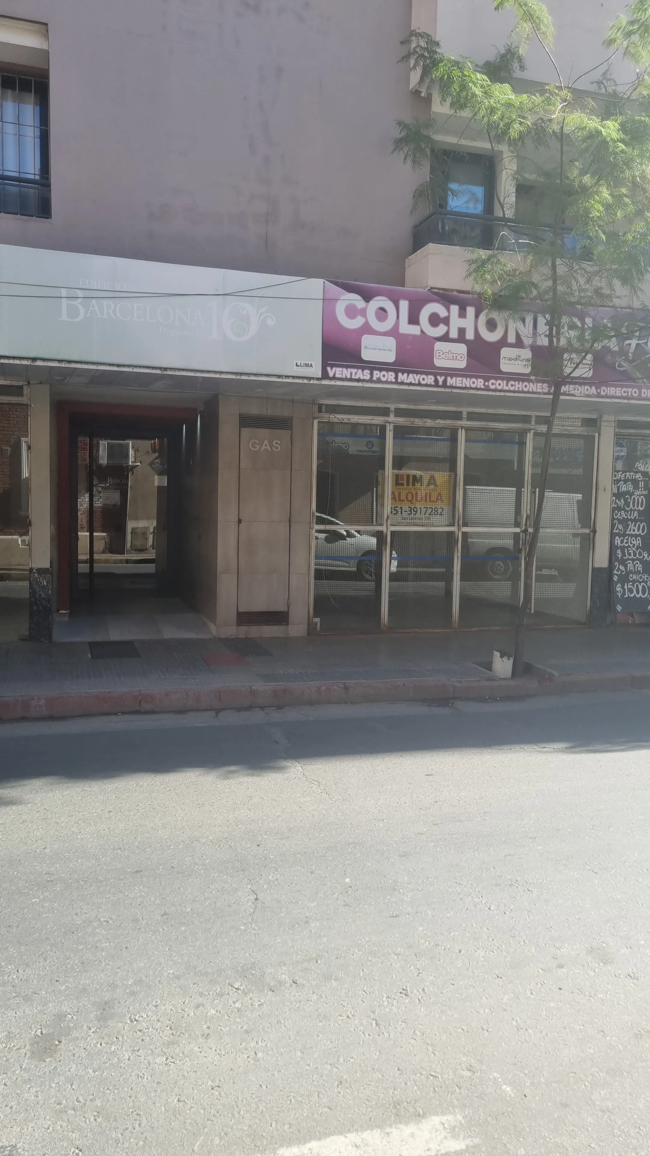 Excelente local comercial en alquiler en el Centro de Cordoba - Oportunidad