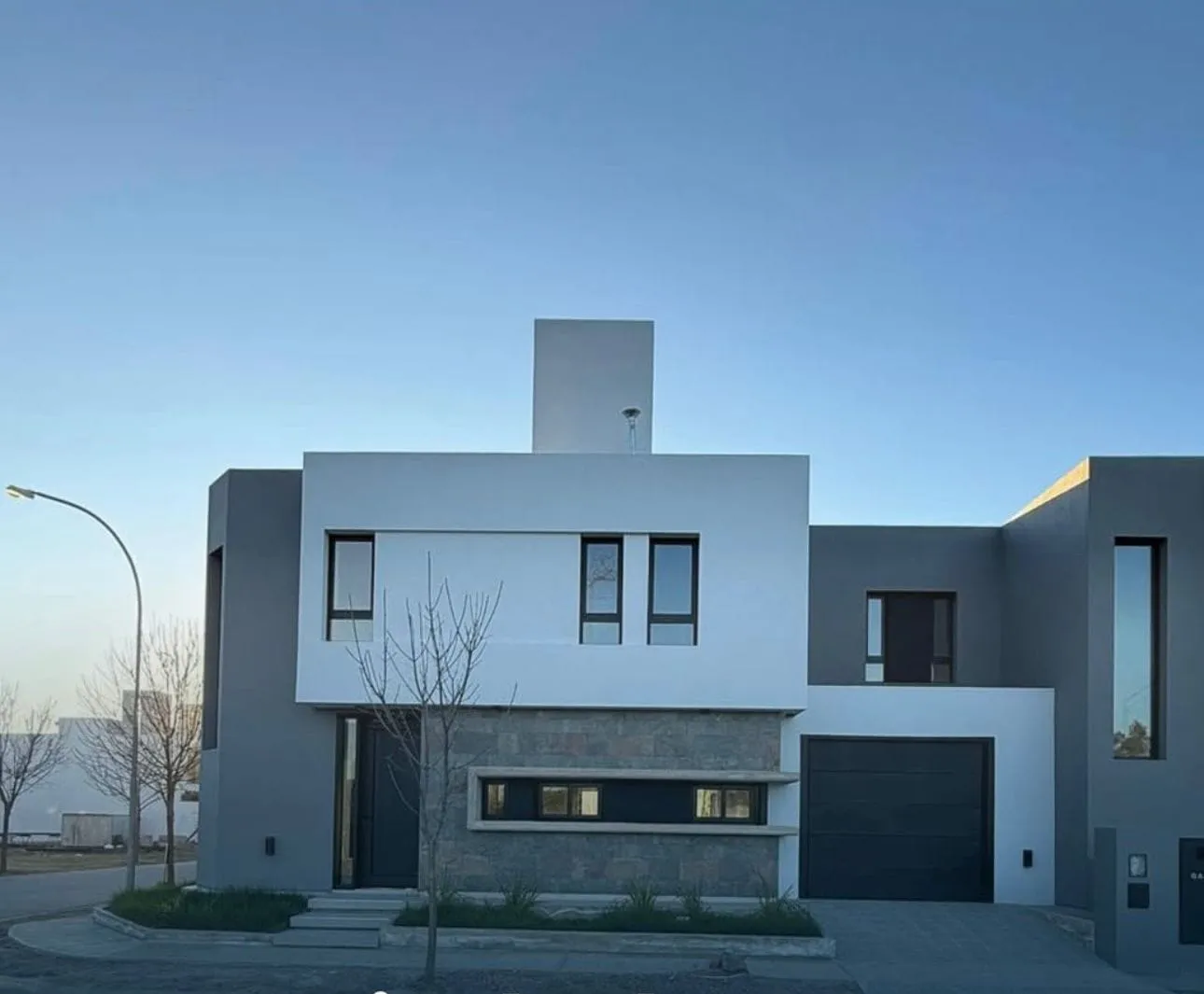 Duplex en Venta de 3 Dormitorios en Greenville II